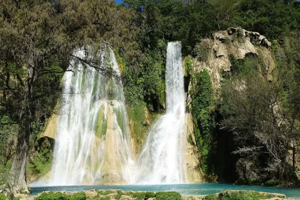 Huasteca Potosina - Water falls