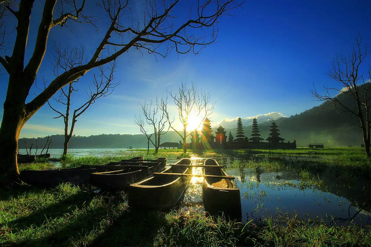 Tamblingan Lake Bali