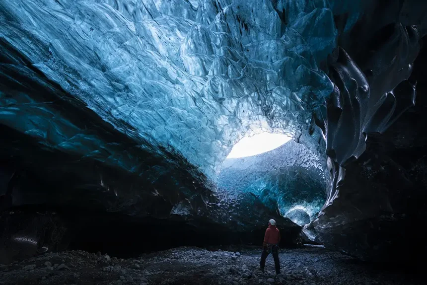 Vatnajökull National Park - Ice Cave